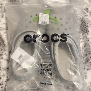 NWT CROCS Men's Classic Fuzz Lined Clog